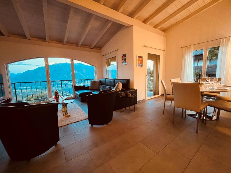 Image 5 - La Camelina